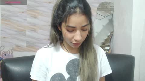 Snapshot of mariana_turner chatting on 01/25/25, 11:32 Mariana turner online show from 01/25/25, 11:32