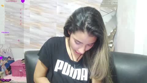 Snapshot of mariana_turner chatting on 01/27/25, 12:01 Mariana turner online show from 01/27/25, 12:01