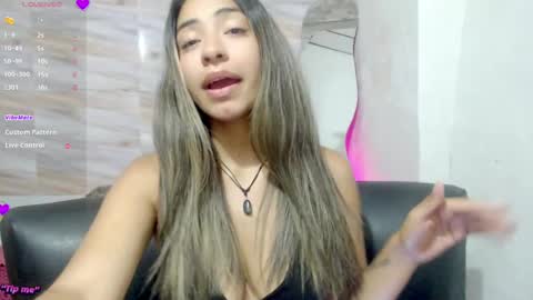 Snapshot of mariana_turner chatting on 02/17/25, 03:47 Mariana turner online show from 02/17/25, 03:47