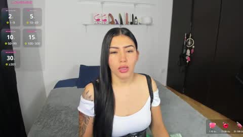 MARIANA Y VALENTINA online show from 11/19/25, 11:10