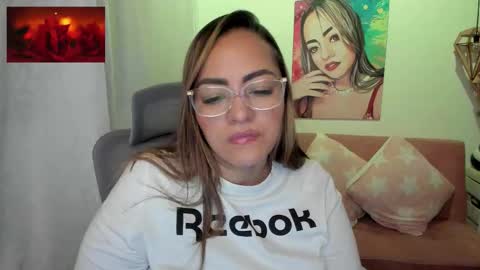 Mariana Lopez online show from 09/15/25, 01:38