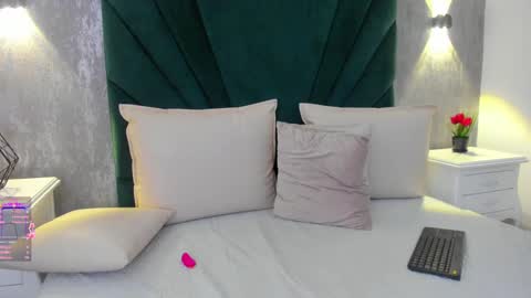 Mariana online show from 12/06/24, 11:25