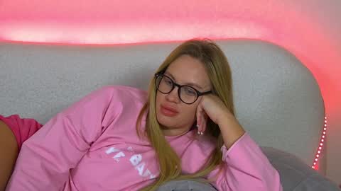 Maria online show from 01/25/25, 10:18