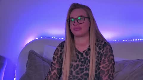 Maria online show from 02/11/25, 10:04