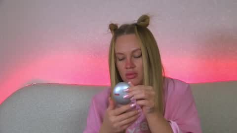 Maria online show from 02/26/25, 04:24