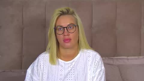 Maria online show from 03/21/26, 07:06