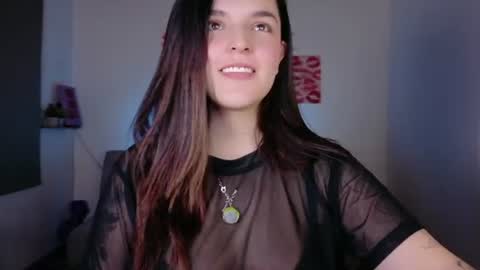 Snapshot of mariangeel_ chatting on 07/06/26, 01:35 mariangeel_ online show from 07/06/26, 01:35