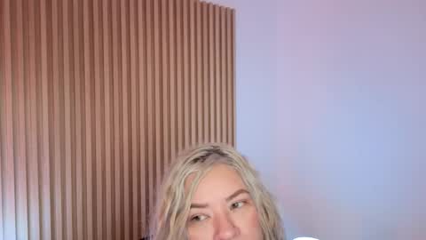 Marian Love  online show from 01/12/26, 10:20