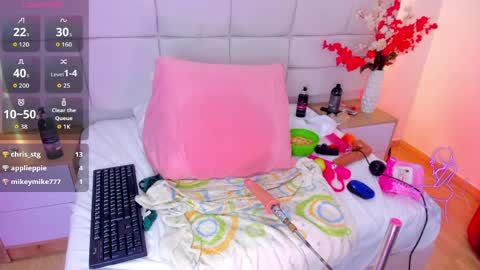 Snapshot of marianls01 chatting on 05/22/26, 10:48 marianls01 online show from 05/22/26, 10:48