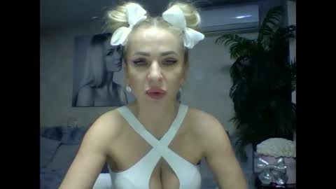 marianna1977 online show from 02/11/25, 05:50