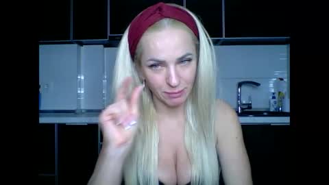 marianna1977 online show from 02/28/25, 12:10