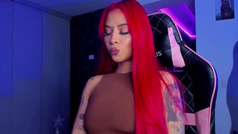 M A R I A N E online show from 01/07/26, 04:26