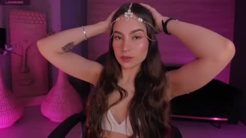 Marianne  online show from 12/17/25, 10:16