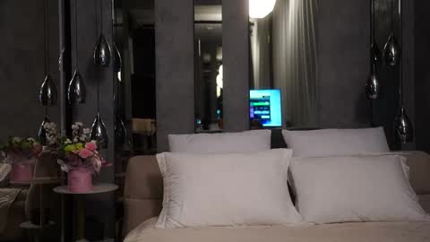 Maria online show from 11/06/25, 07:09