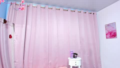 Snapshot of marianrosse chatting on 05/02/26, 03:17 marianrosse online show from 05/02/26, 03:17
