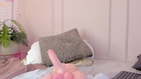 Maria Pettit online show from 01/05/26, 05:27