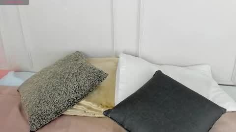 Maria Pettit online show from 03/25/26, 11:05