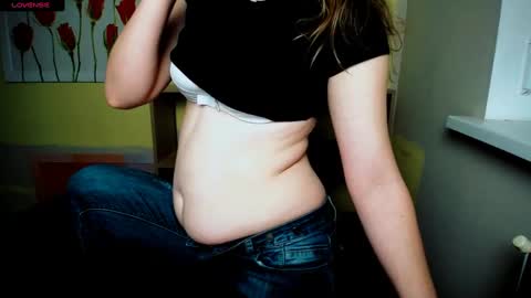 Mariia online show from 02/18/25, 01:33