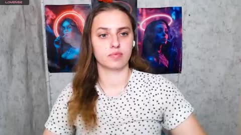 Snapshot of mariatess_ chatting on 06/09/26, 11:44 Mariia online show from 06/09/26, 11:44