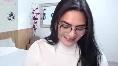 mariavex online show from 04/17/26, 10:24