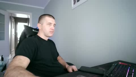 Snapshot of maribor5879 chatting on 01/13/25, 08:37 maribor5879 online show from 01/13/25, 08:37