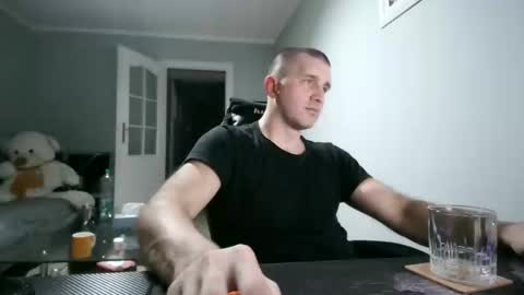 Snapshot of maribor5879 chatting on 01/29/25, 10:43 maribor5879 online show from 01/29/25, 10:43