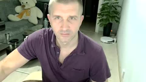 Snapshot of maribor5879 chatting on 03/12/25, 01:03 maribor5879 online show from 03/12/25, 01:03