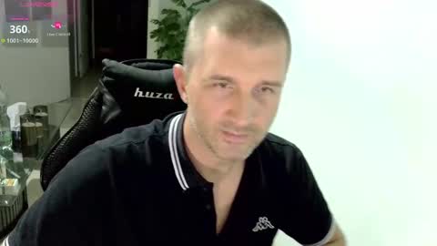 Snapshot of maribor5879 chatting on 09/19/25, 09:04 maribor5879 online show from 09/19/25, 09:04