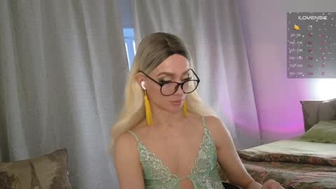 Snapshot of maridekoks chatting on 01/20/25, 01:42 Mari online show from 01/20/25, 01:42