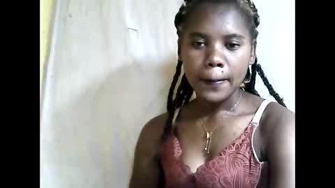 Snapshot of marie599194 chatting on 05/30/26, 08:11 marie599194 online show from 05/30/26, 08:11