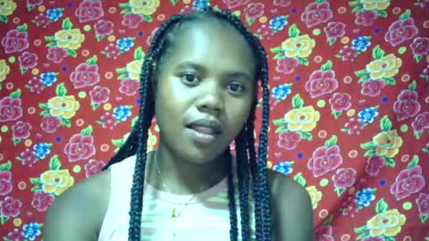 Snapshot of marie599194 chatting on 06/28/26, 02:12 marie599194 online show from 06/28/26, 02:12