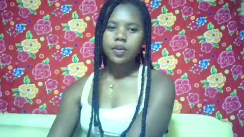 Snapshot of marie599194 chatting on 07/04/26, 04:07 marie599194 online show from 07/04/26, 04:07