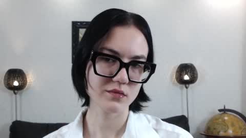 Marie Fitch online show from 11/27/25, 03:30