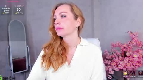 Snapshot of marie_hayes chatting on 05/24/26, 01:21 marie_hayes online show from 05/24/26, 01:21