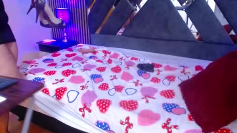 marie_hss online show from 02/15/25, 01:21