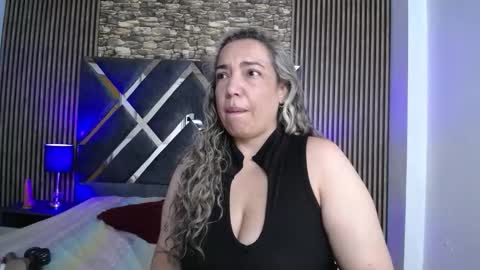 marie_hss online show from 01/18/26, 08:07