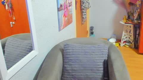 Snapshot of marie_marie03 chatting on 02/05/25, 09:46 Marie   online show from 02/05/25, 09:46