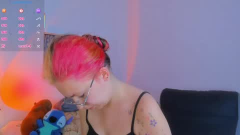 Snapshot of marieetaylor chatting on 05/23/26, 06:56 Mariee online show from 05/23/26, 06:56