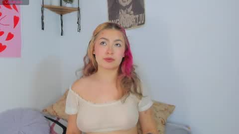 Mariee online show from 07/23/26, 09:24