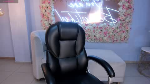  Im Marie Jane  online show from 02/28/25, 10:41