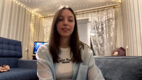 Marie online show from 11/04/25, 03:11
