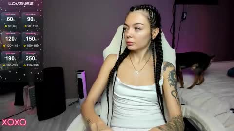 Maria  online show from 10/29/25, 07:32