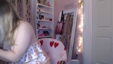 marigoldrue online show from 04/01/26, 12:33