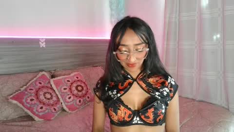 Luna Dulk online show from 04/16/26, 04:30