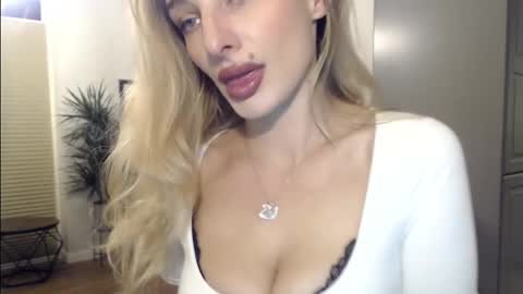 MarilynDevilish online show from 12/03/24, 09:23