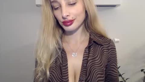 MarilynDevilish online show from 12/19/24, 06:45