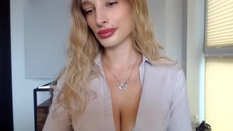 MarilynDevilish online show from 01/24/25, 11:37