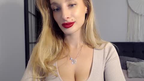 MarilynDevilish online show from 02/10/25, 03:53