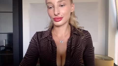 MarilynDevilish online show from 09/11/25, 08:03