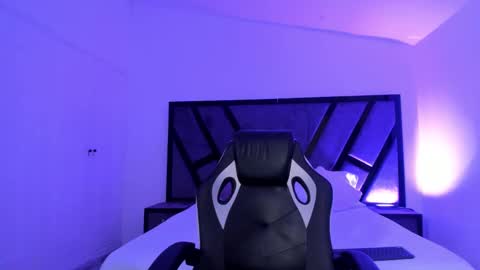 Marilyn online show from 09/13/25, 04:01